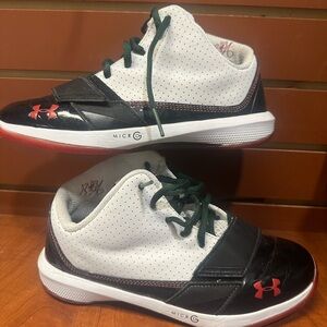 Under Armour Black and White Sneakers with Modern Design